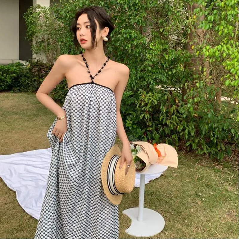 Black And White Loose Fit Vacation Backless Beach Halter Beaded Chain Retro Plaid Dress