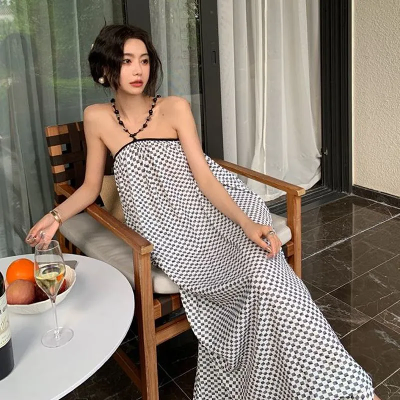 Black And White Loose Fit Vacation Backless Beach Halter Beaded Chain Retro Plaid Dress