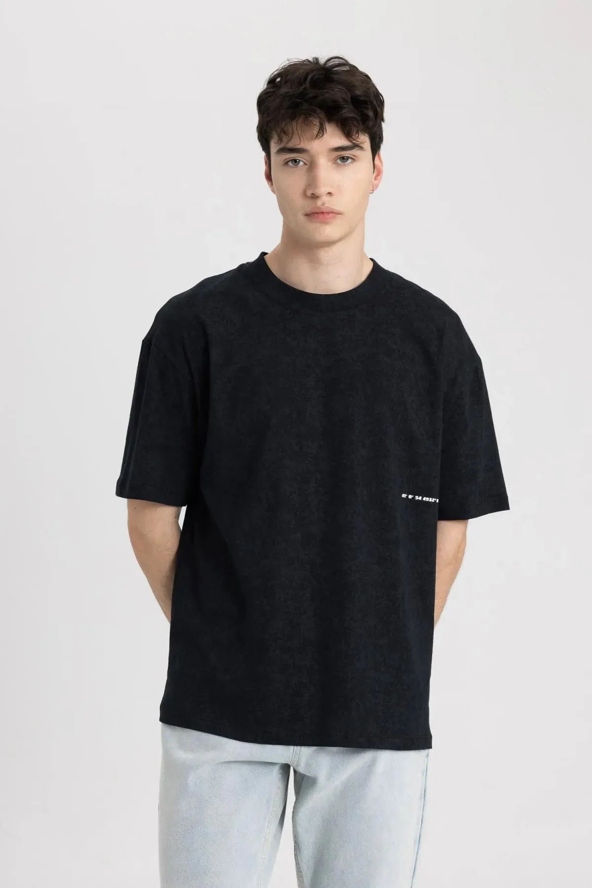 Defacto Men's Black Boxy Fit Crew Neck Printed T-Shirt