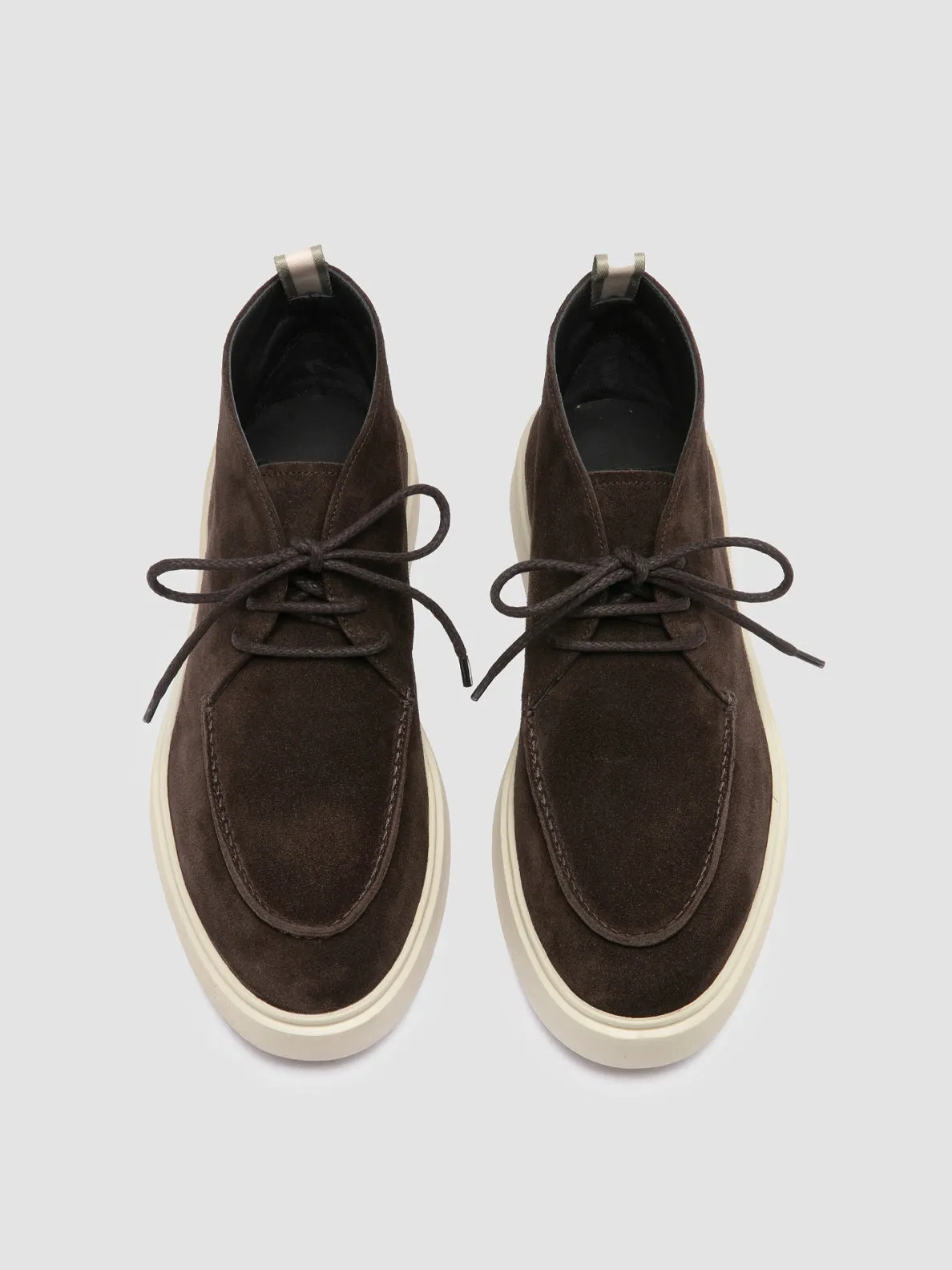 FRAME 002 - Brown Suede Chukka Boots