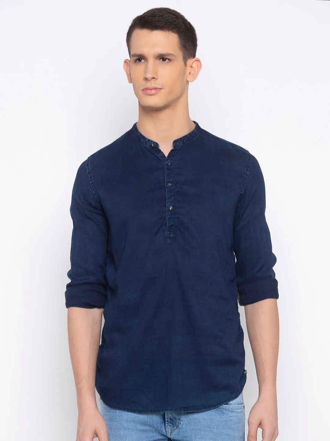 Spykar Men Dark Blue Solid Regular Fit Casual Shirt