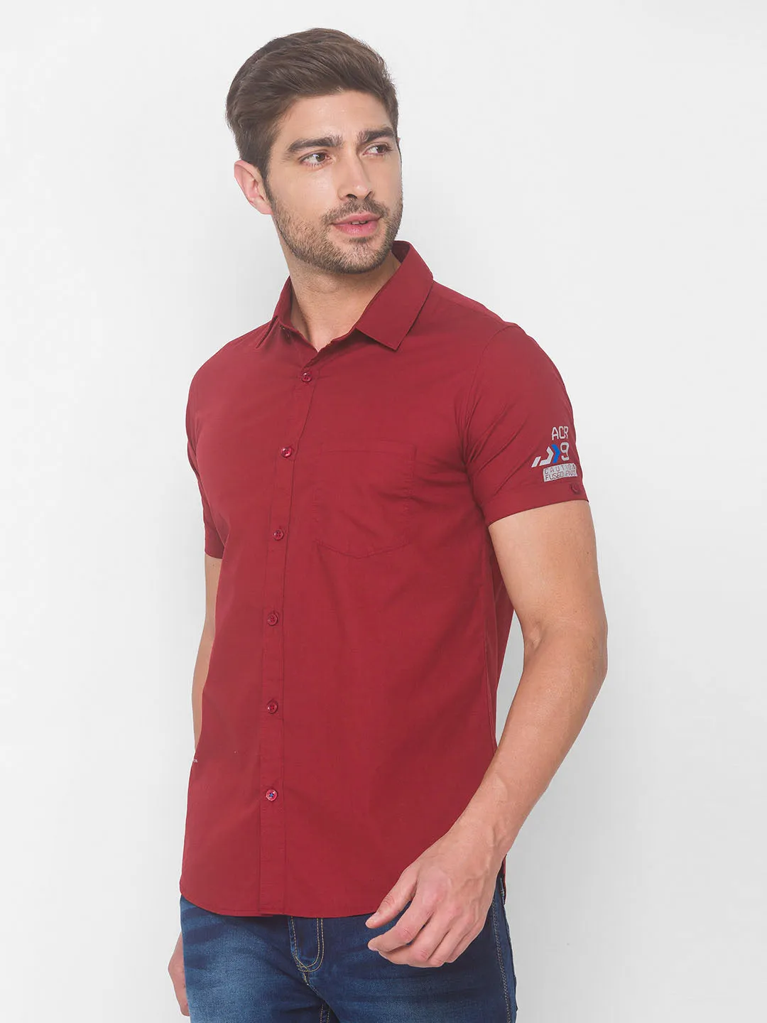 Spykar Men Deep Red Cotton Casual Slim Fit Shirt