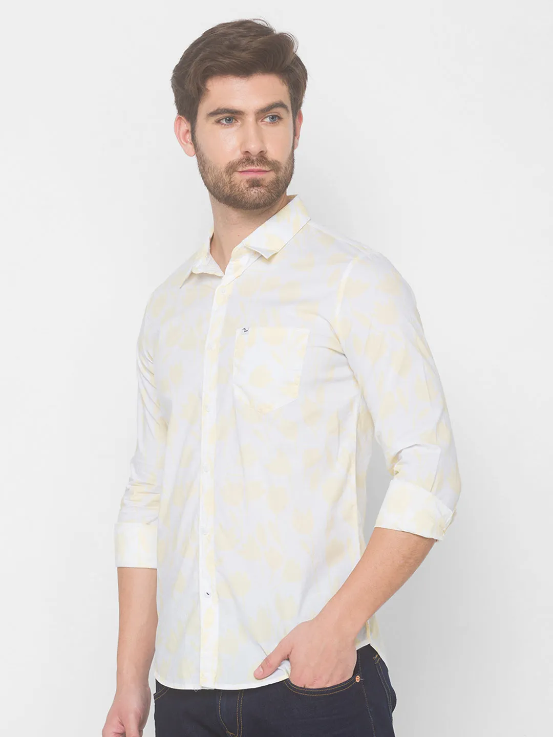 Spykar Men Pastel Yellow Cotton Shirts (Slim)