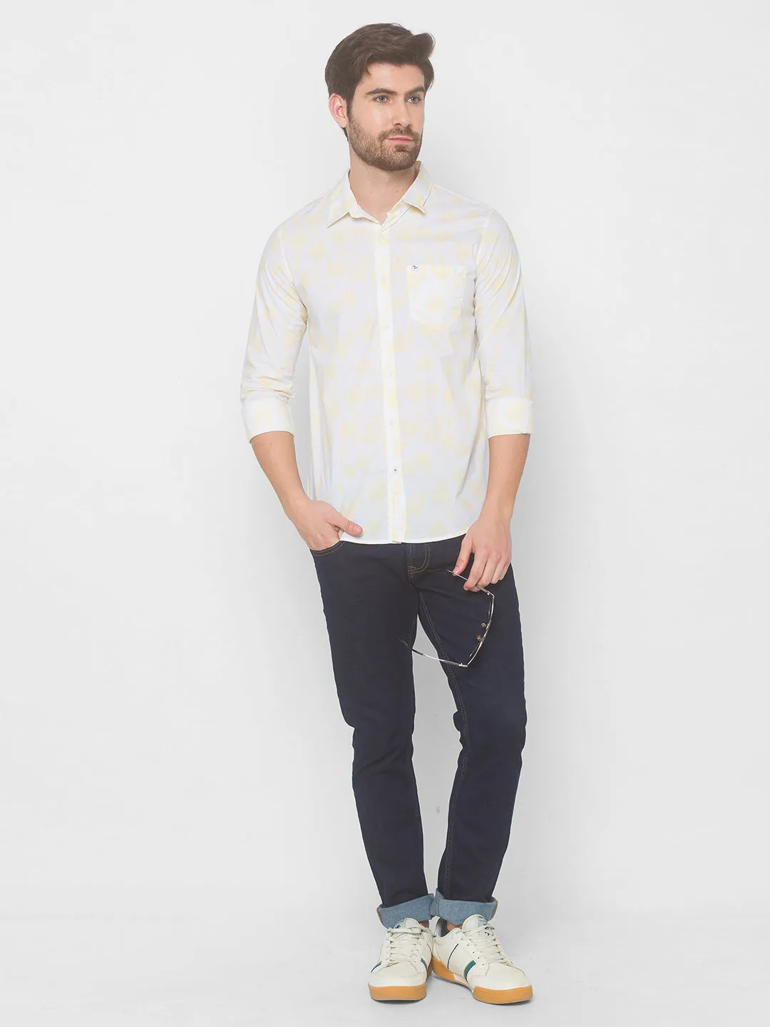 Spykar Men Pastel Yellow Cotton Shirts (Slim)