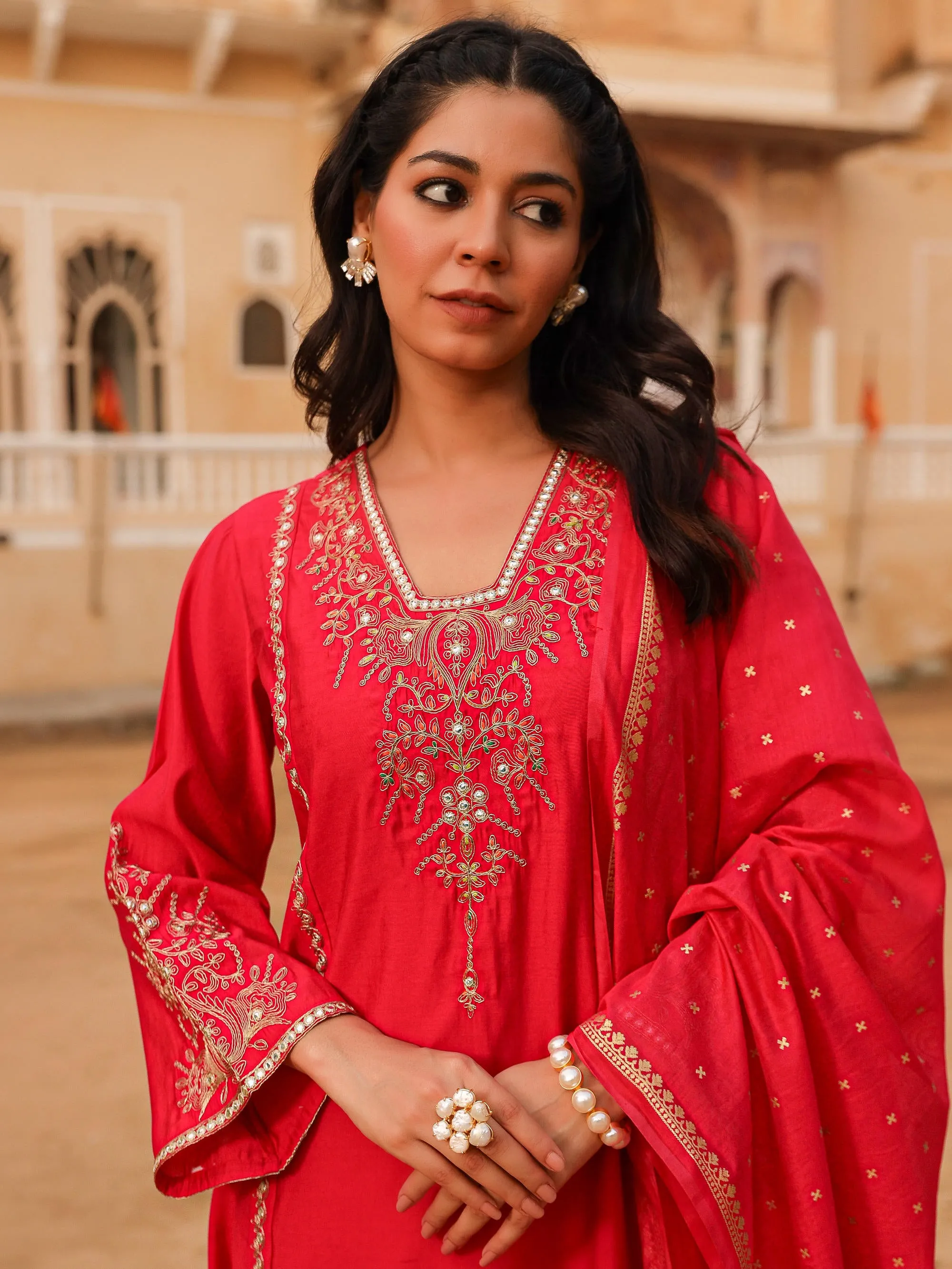 The Swarn Fuchsia Thread Embroidered Viscose Kurta Pant And Dupatta With Mirror & Zari work